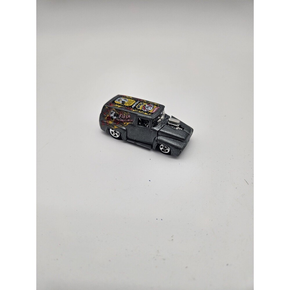 Hot Wheels ’56 Ford 1999 Flash The Photoman